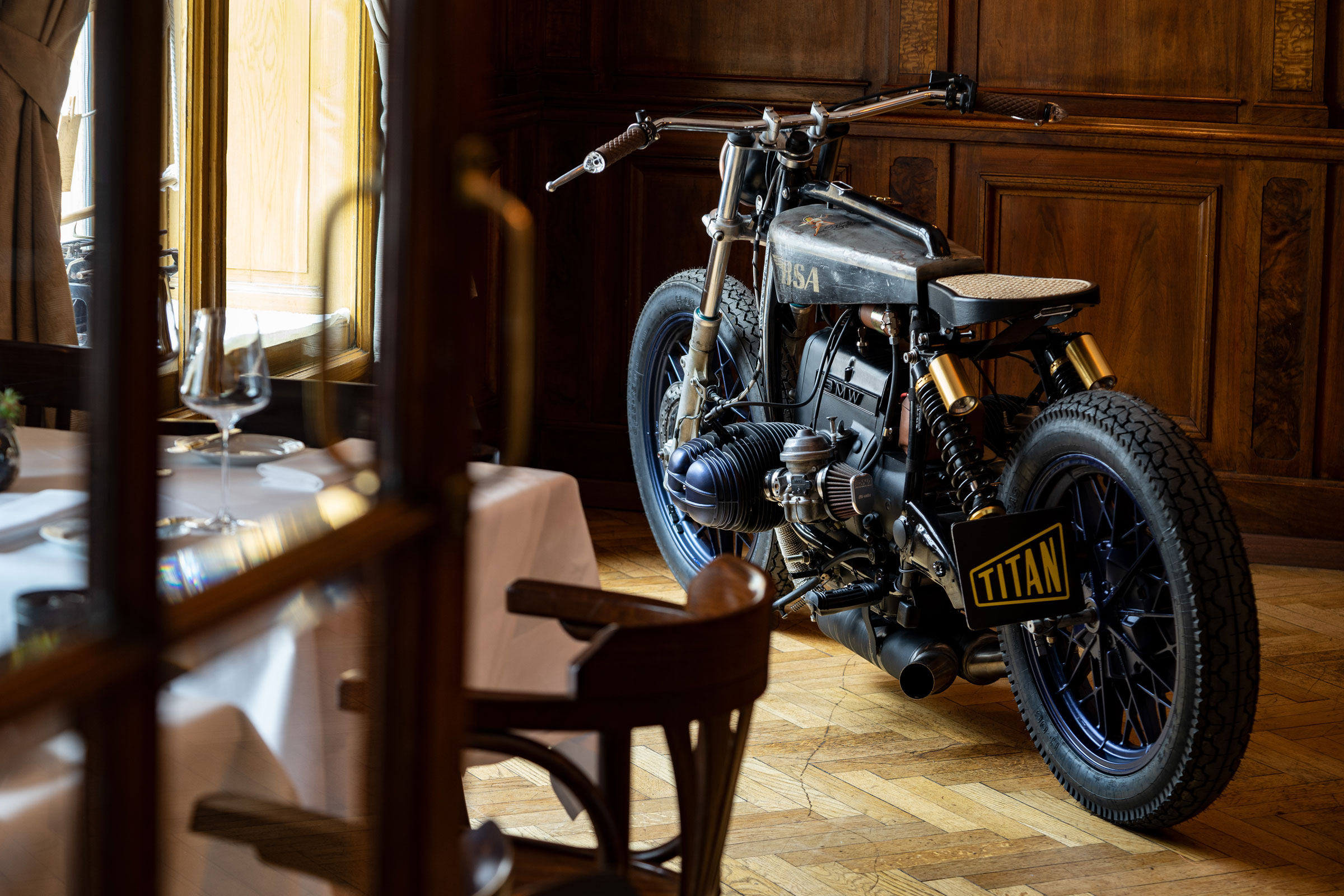 Titan-Motorcycles-Cafe-Racer-Lifestyle-meets-Club-of-Newchurch_06